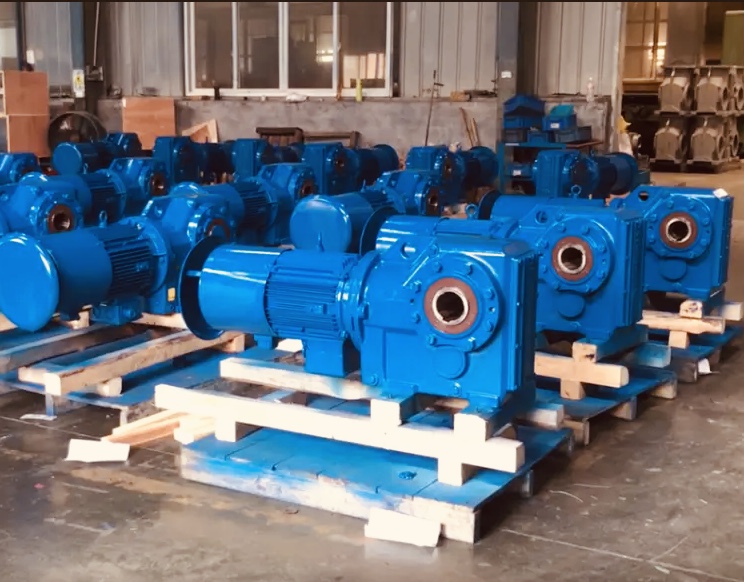 Hộp giảm tốc phân loại và nguyên tắc hoạt động