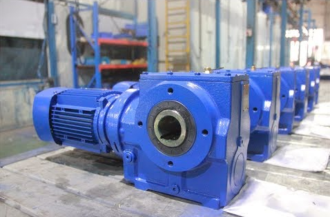 Đặc điểm chức năng và ứng dụng của hộp số giảm tốc